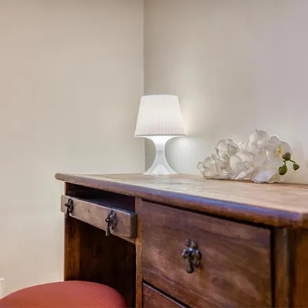 Bedroom 1 - Elegance & Comfort - Coliving Historic House