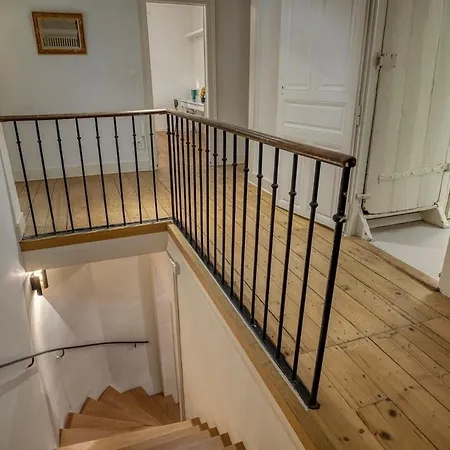 Bedroom 1 - Elegance & Comfort - Coliving Historic House 게스트하우스