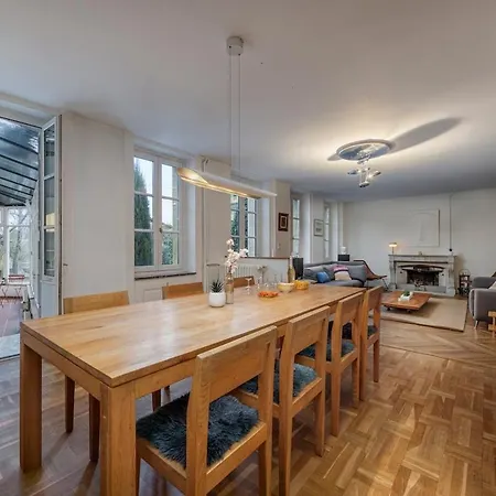 Bedroom 1 - Elegance & Comfort - Coliving Historic House 게스트하우스